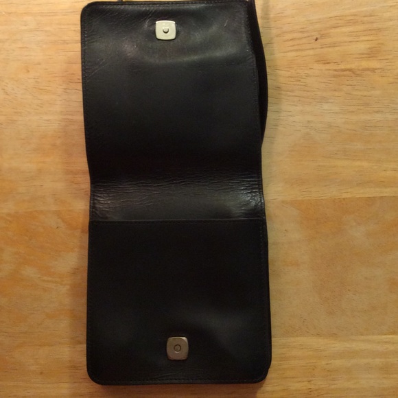 DKNY Mini Travel Bag new condition - Picture 2 of 4