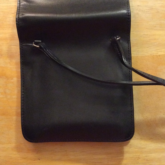 DKNY Mini Travel Bag new condition - Picture 4 of 4