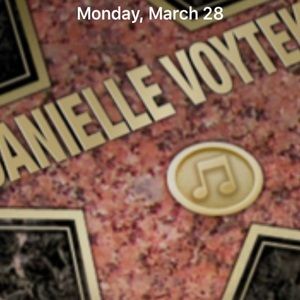 Meet your Posher, Danielle