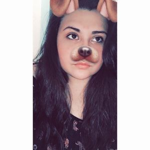 Meet your Posher, Yolanda