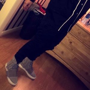 Meet your Posher, Edel