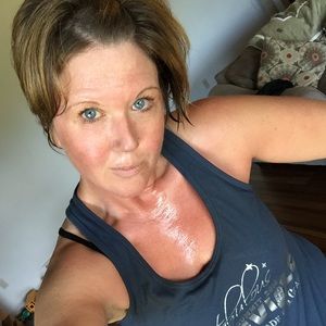 Meet your Posher, Stefanie