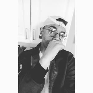 Meet your Posher, Jean