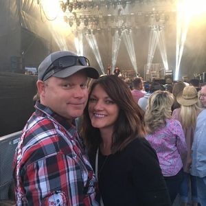 Meet your Posher, Leanne