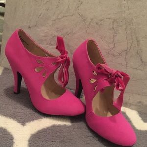 MJ Laser Cut Pump by Mojo Moxy