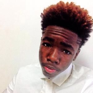 Meet your Posher, Tayveun