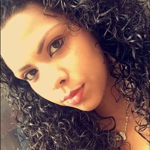 Meet your Posher, Betsy