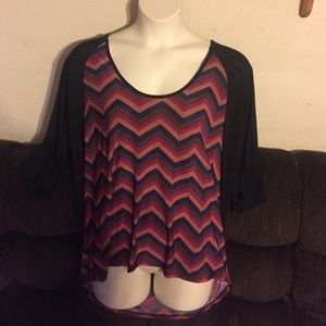 Fall color chevron top