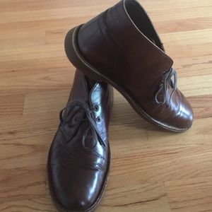 Clarks Men's Leather Desert style Boot