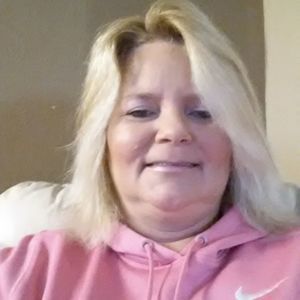 Meet your Posher, Val