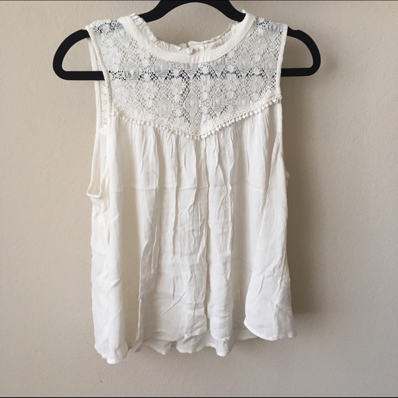 American Eagle Outfitters Tops - AE ivory tank