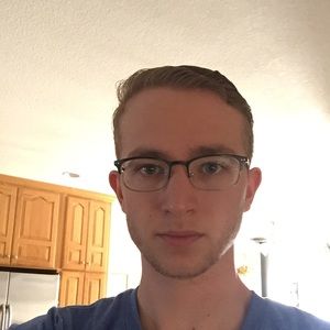 Meet your Posher, Aaron