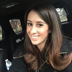 Meet your Posher, Lorena