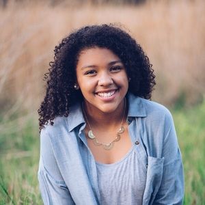 Meet your Posher, Abigail