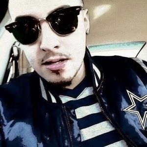 Meet your Posher, Phillip