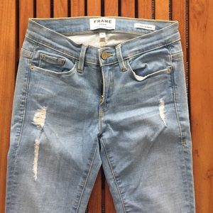 Frame Le Skinny Jean Size 24