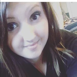 Meet your Posher, Carissa