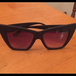 QuayxShay Vesper Sunglasses