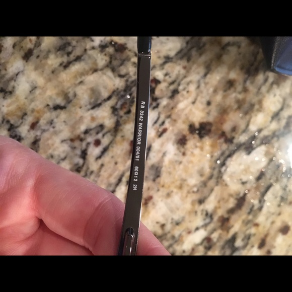 RayBan - Picture 2 of 2