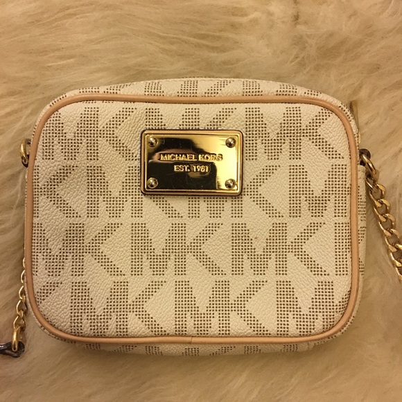Authentic Michael Kors signature shoulder bag