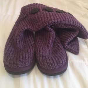"Classic Cardy" purple Uggs