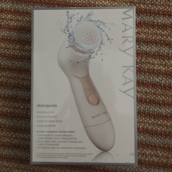 MaryKay Skinvigorate Cleansing Brush - Picture 1 of 2