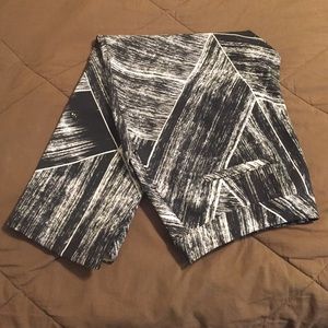 Lululemon Jet Crop in heat wave