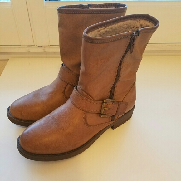 MIA 'jania' ankle boots 8.5