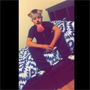 Meet your Posher, Derick