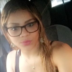 Meet your Posher, Fernanda