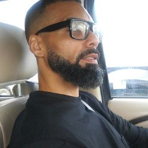 Meet your Posher, Dario