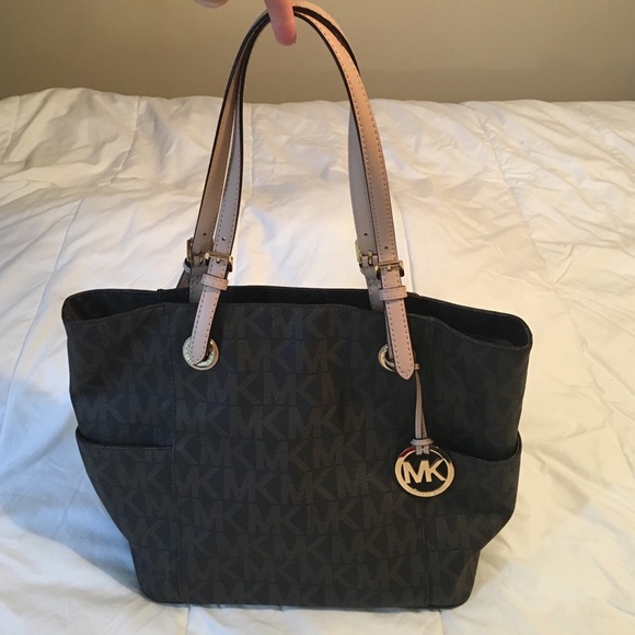 Michael Kors Jet Set Logo Tote