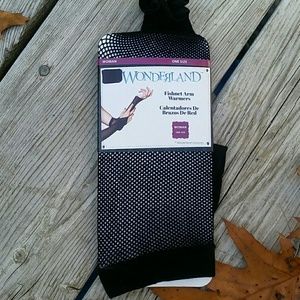 Goth Wonderland Fishnet Arm Warmers OSFA *NEW*