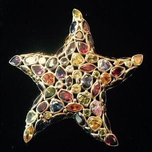 14 kt gold starfish pendant