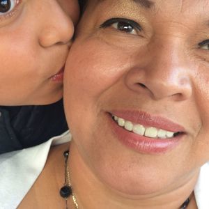 Meet your Posher, Santos