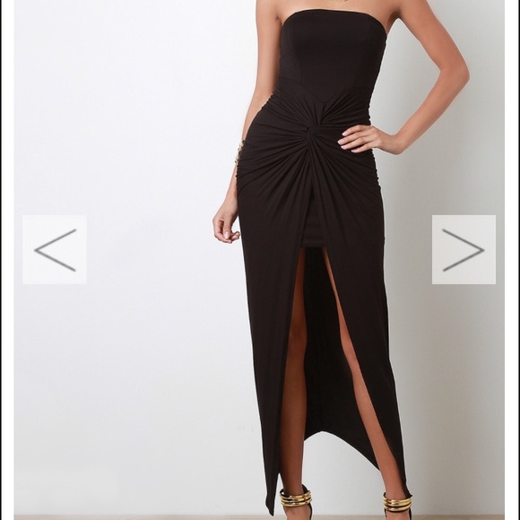 Goddess Knotted Strapless Maxi Dress