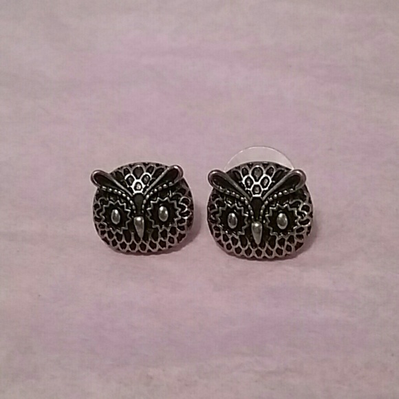 Gold Owl Studs