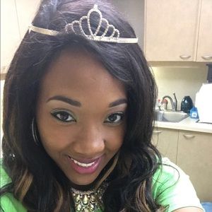 Meet your Posher, Erica