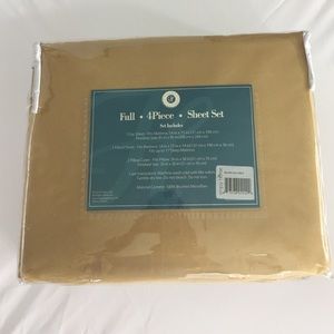 Brand NEW Home Collection Gold Sheet Set Full
