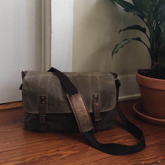 *PRICE DROP* Ona Camera Messenger Bag