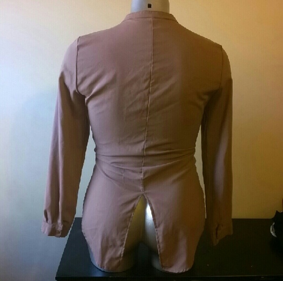 Tops - Badge Split Tale Sheer Button Up