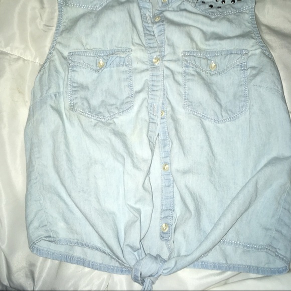 Cute tank - Picture 2 of 2