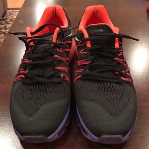 Women's Barely Worn Air Max