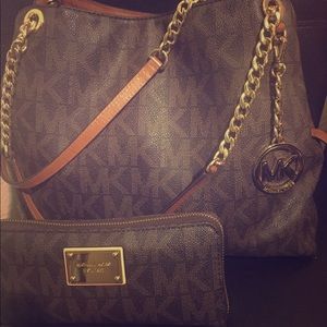 Authentic Michael Kors purse and wallet