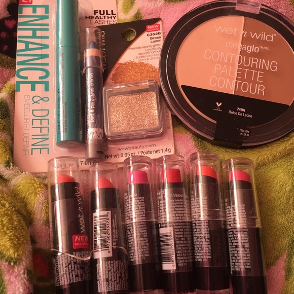 ✨Brand New✨ Wet N Wild Bundle