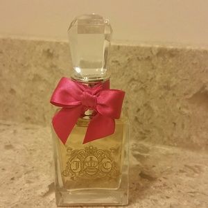 NEW Juicy Couture "Viva La Juicy" perfume
