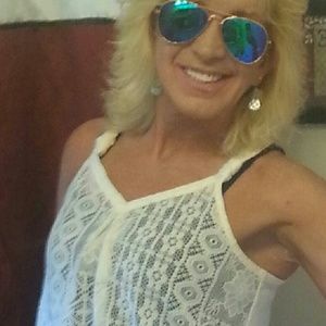 Meet your Posher, Sandra
