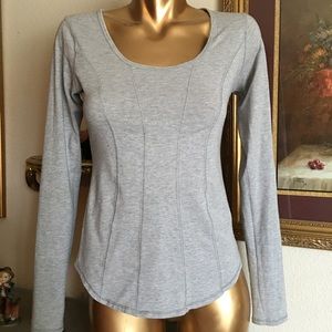 Lululemon between the lines Ls size 6