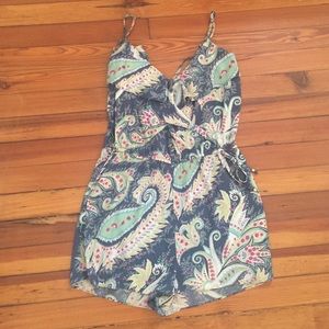 Colorful romper - American Eagle small