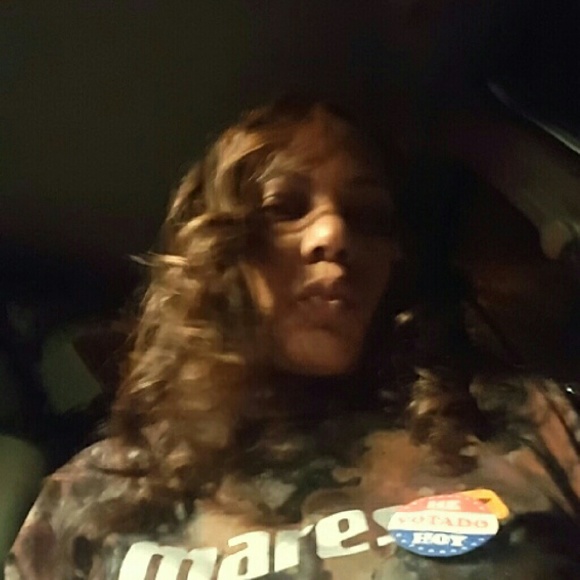 Meet your Posher, Ramona - Picture 1 of 1